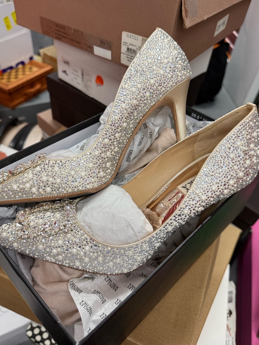Badgley Mischka Collection Cher II Pointed Toe Pump - Size US 8.5 - Picture 4 of 5
